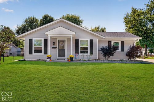 283 Bittersweet Dr, New Whiteland, IN, 46184-1054 | Card Image