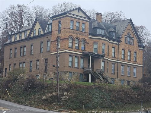 700 S Main St, Butler, PA, 16001-6348 | Card Image