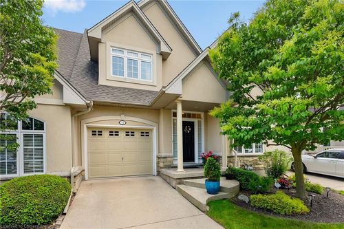13-8142 Costabile Dr, Niagara Falls, ON, L2H3M3 | Card Image