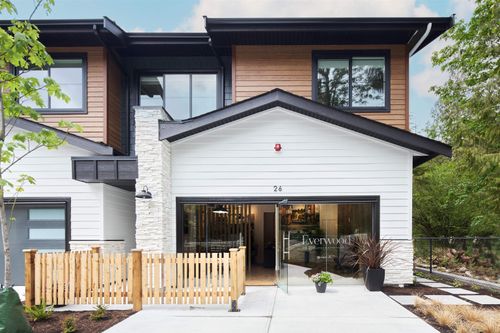 26-23697 Fern Cres, Maple Ridge, BC, V4R2S9 | Card Image
