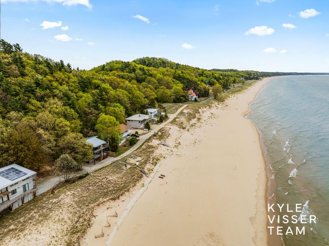 7042 S Montgomery Blvd, House other with 2 bedrooms, 3 bathrooms and null parking in Pentwater MI | Image 50