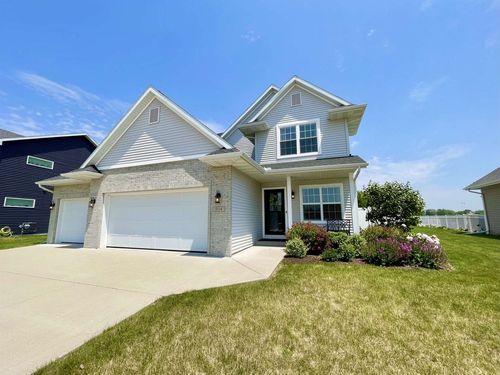 5114 Fairmont Dr, Milton, WI, 53563-8530 | Card Image