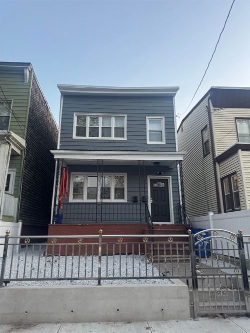 67 Winfield Ave, Jersey City, NJ, 07305-3913 | Card Image