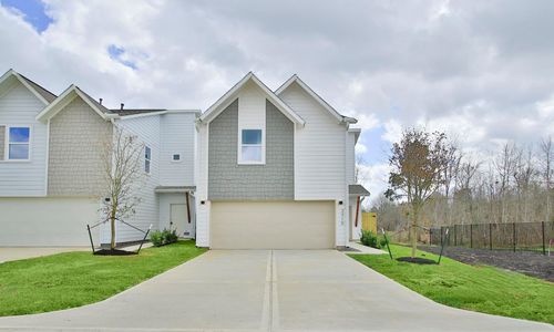 2713 Discovery Trails Court, Conroe, TX, 77301 | Card Image