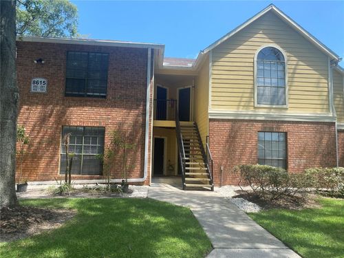 unit-102-8615 Mallard Reserve Dr, TAMPA, FL, 33614-2341 | Card Image