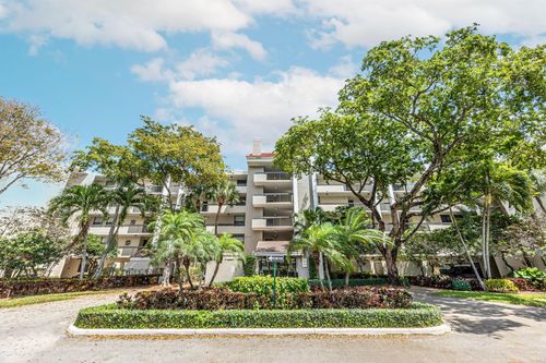 apt-e206-1915 Lavers Cir, Delray Beach, FL, 33444-7801 | Card Image