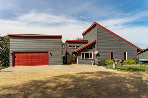 56381 400th Ave, Zumbro Falls, MN, 55991-5116 | Card Image