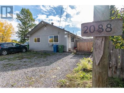 2088 Carnaby St, Home with 4 bedrooms, 2 bathrooms and null parking in Smithers BC | Image 2