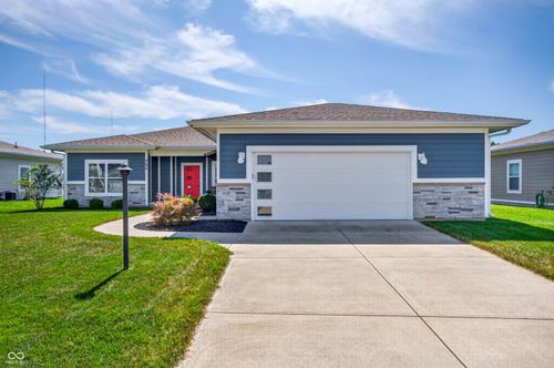 705 N Sobota Way, Trafalgar, IN, 46181-9336 | Card Image