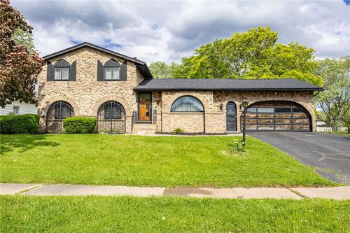 6 Rocklea Dr, Gates, NY, 14624-1328 | Card Image