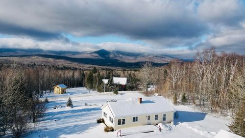 467 East Madrid Road, Madrid Twp, ME, 04966 | Card Image