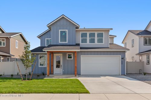 668 Moscow St, Sandpoint, ID, 83864-7450 | Card Image