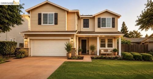 24 Mandrake Ct, Oakley, CA, 94561-2311 | Card Image