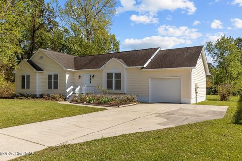 736 Comet Dr, Beaufort, NC, 28516-9770 | Card Image