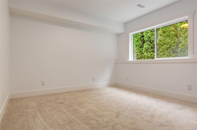 Downstairs bedroom | Image 73