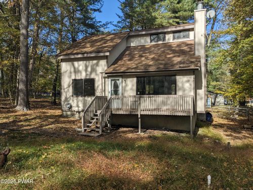 102 Red Squirrel Ct, Dingmans Ferry, PA, 18328-4037 | Card Image