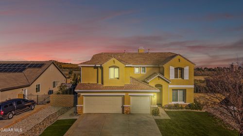 3625 Paddock Way, Lancaster, CA, 93536-2329 | Card Image
