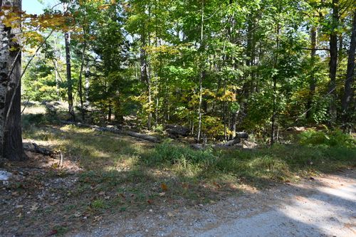 411 Middle Road, Standish, ME, 04084 | Card Image