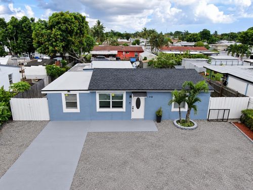 3118 Vassallo Ave, Lake Worth, FL, 33461-3751 | Card Image