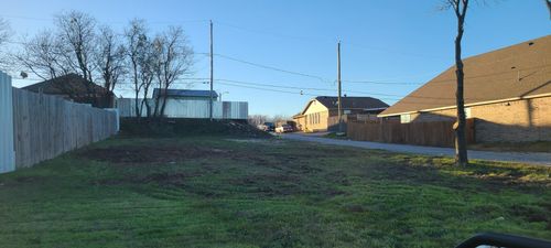 2913 Pearl Ave, Fort Worth, TX, 76106-5600 | Card Image