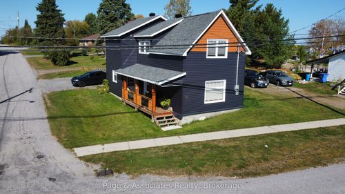 81 Cache St, Cache Bay, ON, P0H1G0 | Card Image