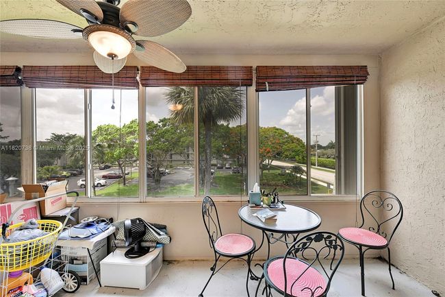 APT-303 - 9401 Lime Bay Blvd, Condo with 2 bedrooms, 2 bathrooms and null parking in Tamarac FL | Image 5
