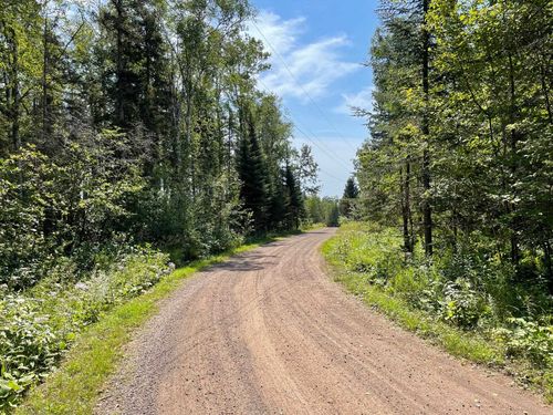 5361 W Highway 61, Lutsen, MN, 55612-9542 | Card Image