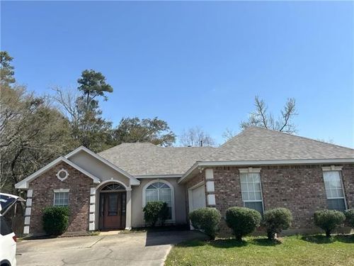 102 Spartan Trace Blvd, Slidell, LA, 70458-5595 | Card Image