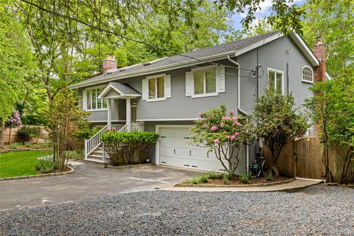 25 Cliff Rd W, Wading River, NY, 11792-1237 | Card Image