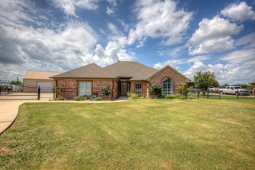262 Saddlebrook Ct, Rhome, TX, 76078-4252 | Card Image