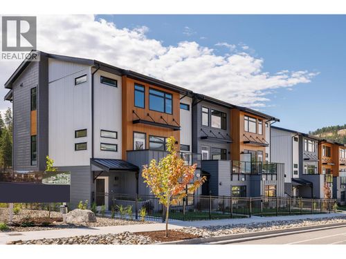 2-3425 Hilltown Dr, Kelowna, BC, V1V0H4 | Card Image