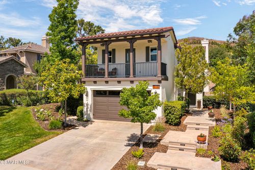 3846 Young Wolf Dr, Simi Valley, CA, 93065-0250 | Card Image
