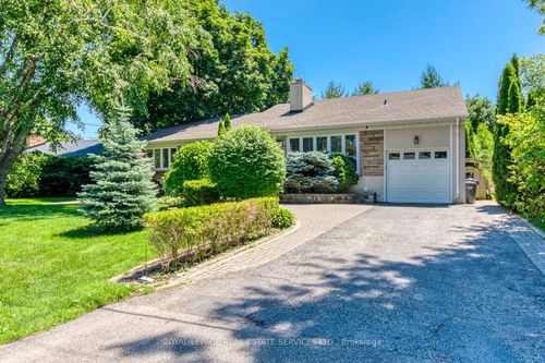 1602 Lincolnshire Blvd, Mississauga, ON, L5E2S7 | Card Image