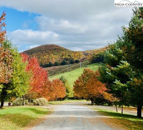 7 Ridgewood Road, Sparta, NC, 28675 | Card Image