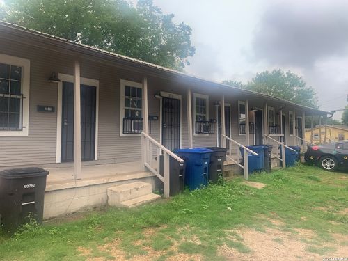 2011 S San Jacinto St, San Antonio, TX, 78207-7772 | Card Image