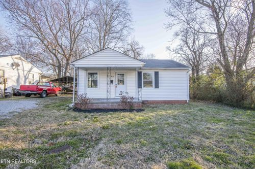 308 Cordell Ave, Maryville, TN, 37804-2710 | Card Image