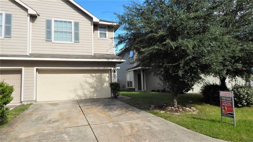 8730 Rainglen Ln, Houston, TX, 77044-6554 | Card Image