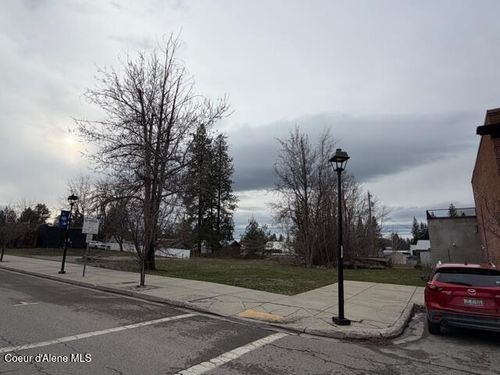 32173 N 5th Ave, Spirit Lake, ID, 83869-5040 | Card Image
