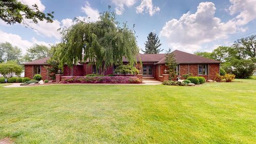 3985 Wiers Rd, Willard, OH, 44890-9633 | Card Image