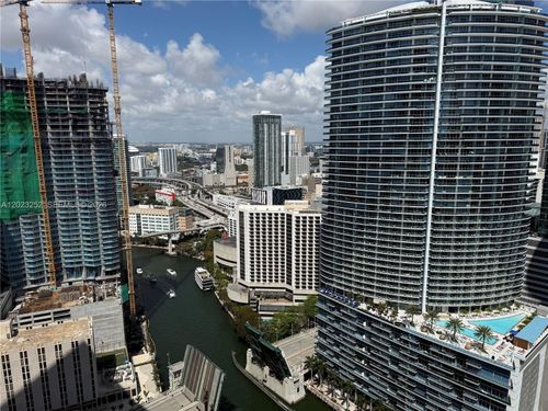 3906-465 Brickell Ave, Miami, FL, 33131-4016 | Card Image