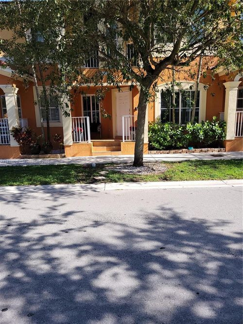 10828 Sw 243rd St, Homestead, FL, 33032-5125 | Card Image