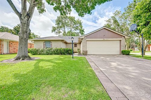 16355 Sierra Grande Dr, Houston, TX, 77083-3823 | Card Image