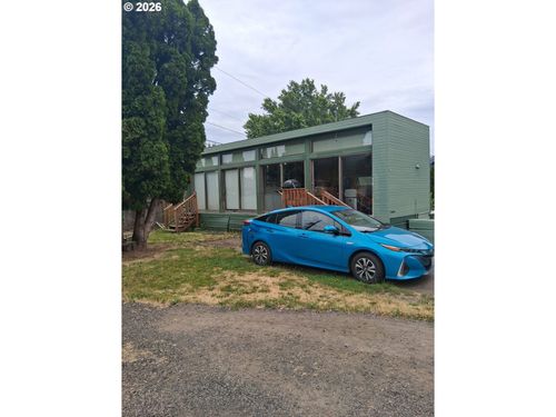 1-3831 Pacific Ave, Forest Grove, OR, 97116-2676 | Card Image