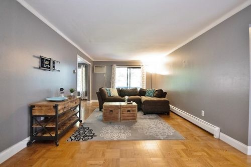359 Country Club Ln, Pomona, NY, 10970-2523 | Card Image