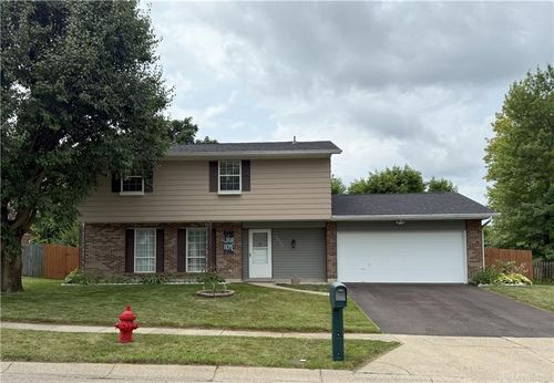 7077 Sandalview Dr, Dayton, OH, 45424-2529 | Card Image