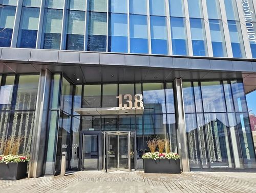 4802-138 Downes St, Toronto, ON, M5E0E4 | Card Image