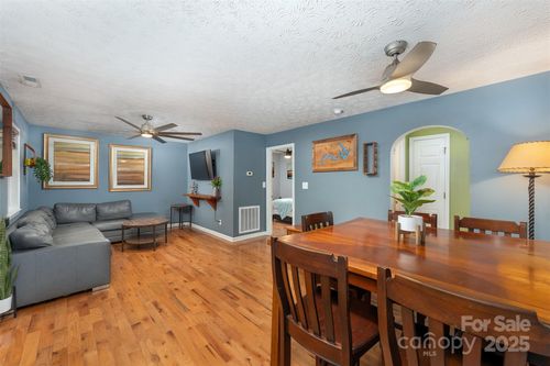 141 Willets Pointe Blvd, Nebo, NC, 28761-6914 | Card Image