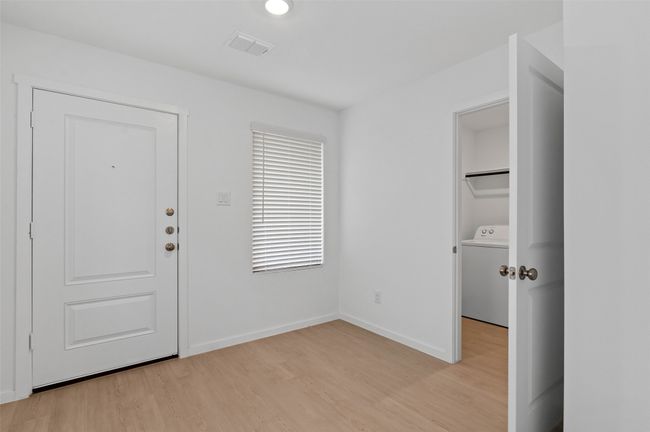 14213 Coness St, House other with 4 bedrooms, 2 bathrooms and null parking in Pilot Point TX | Image 4