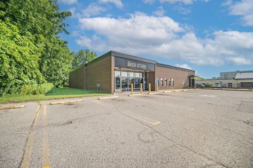 114 Concession St E, Tillsonburg, ON, N4G1P7 | Card Image