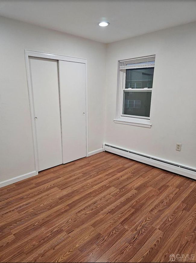 32 Woodedge Ave, Townhouse with 2 bedrooms, 1 bathrooms and null parking in Edison NJ | Image 10
